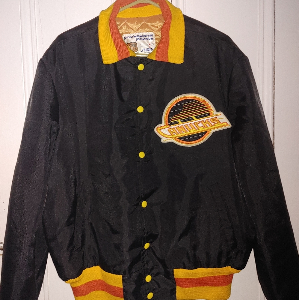 Shain vintage Vancouver Canucks jacket